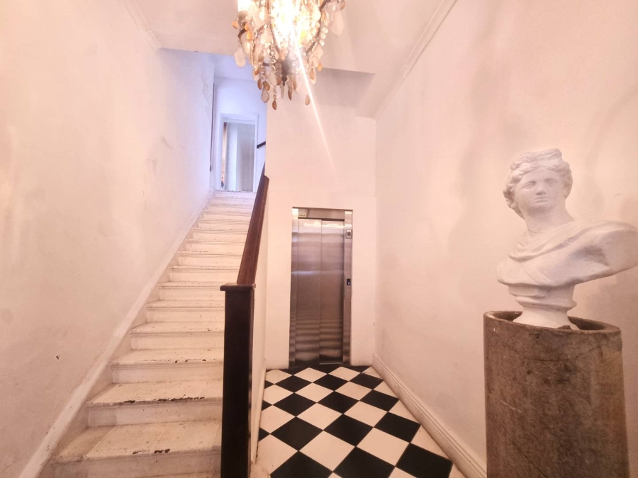 1 Bedroom Property for Sale in Cape Town City Centre Western Cape
